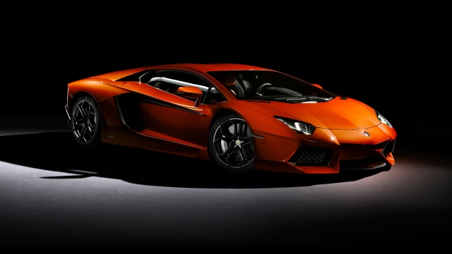 Lamborghini Aventador LP 700-4
