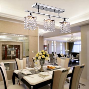 Linear Design Chandelier with 3 lights in Crystal