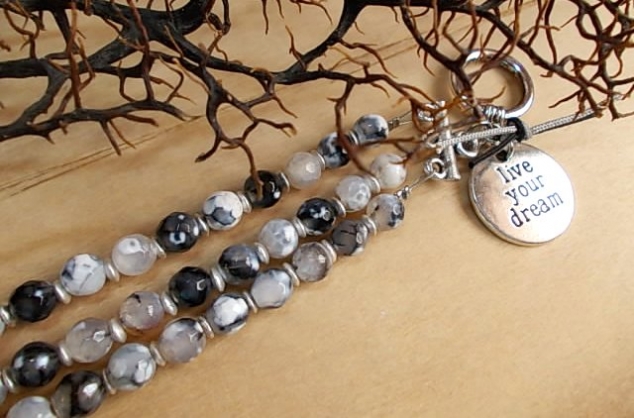 "Live your dream"...with dzi beads - Image 2