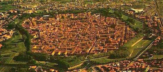 Lucca, Tuscany, Italy - Image 2