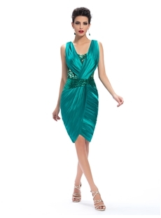 Luxurious Trumpet Sequins V-Neck Floor-Length Court Train Evening Dress