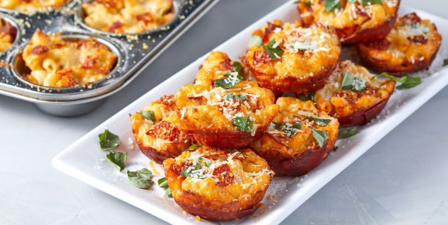 Mac and Cheese Pizza Bites