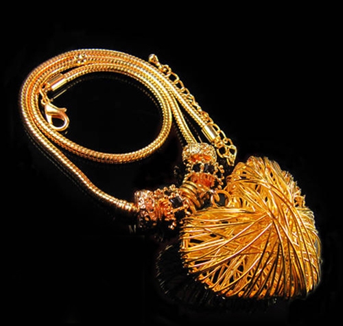 heart pendant