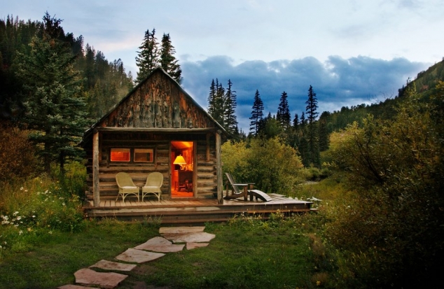 A perfect small cabin - FaveThing.com