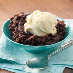 Crock Pot Hot Fudge Cake