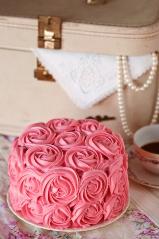 Pink rose cake