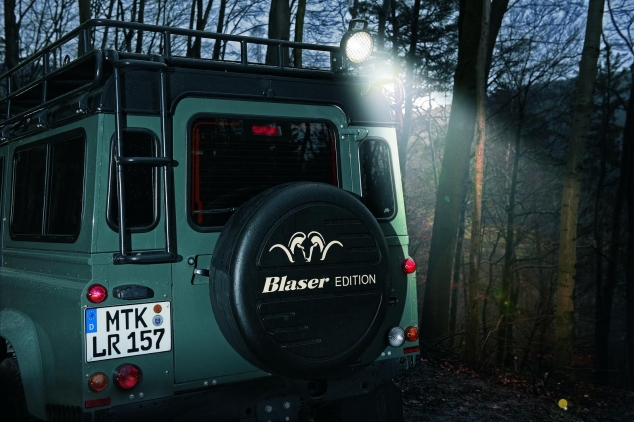 Land Rover Defender 110 Blaser Edition - Image 2