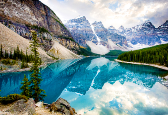 Photo of Moraine Lake, Alberta, Canada