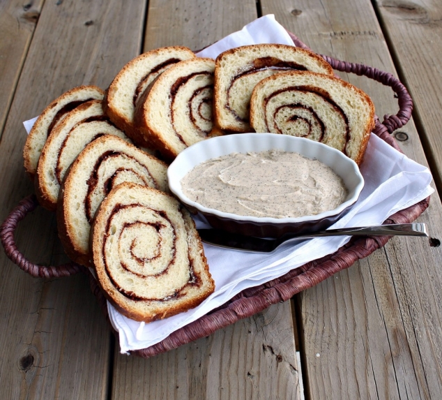 Cinnamon Vanilla Bread
