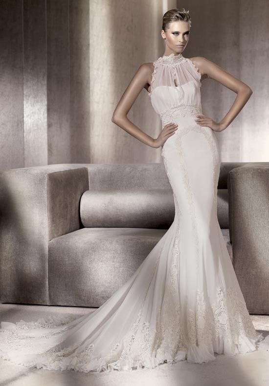 Mermaid Halter Sleeveless Dropped Waist Lace Sweep Train Chiffon Wedding Dress