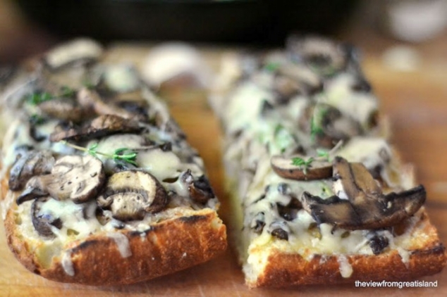 Mushroom & Gruyere Bruschetta