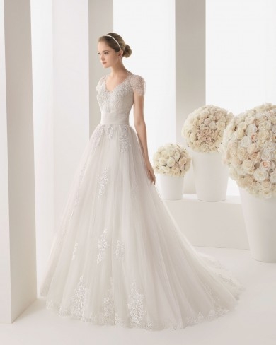 New Design A Line V Neck Organza Ivory Brush Train Wedding Dress