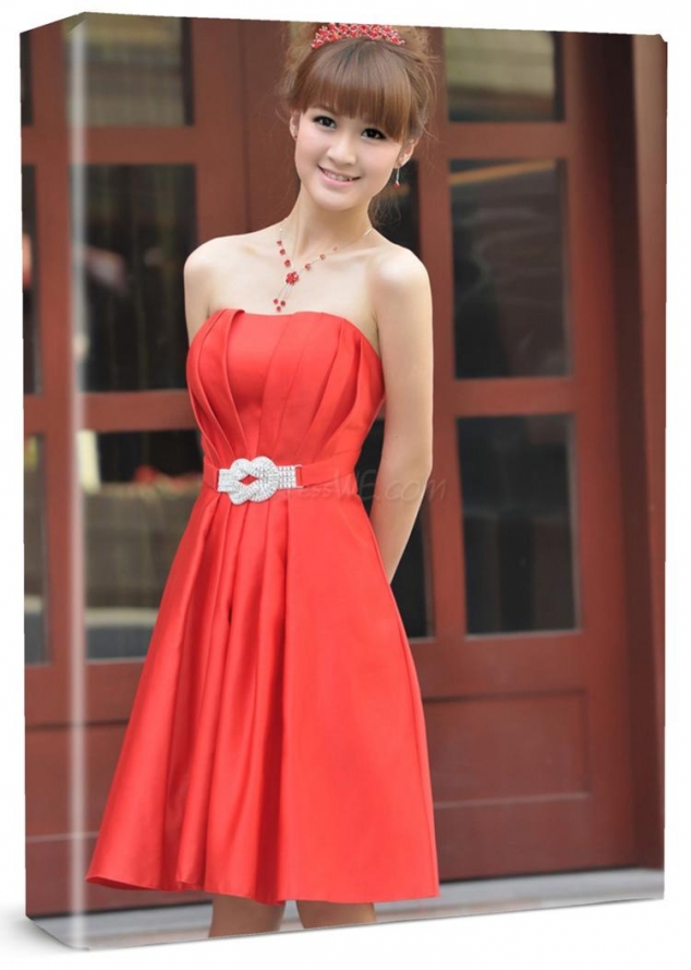 New Style A-Line Strapless Knee-length Bridesmaid Dress