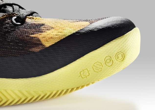 Nike Kobe 8 System basketball shoes - Image 2