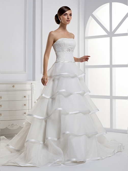 Organza Princess Strapless Floor Length Natural Waist Wedding Dresses