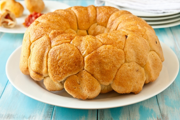 Pepperoni Pizza Monkey Bread - Image 2