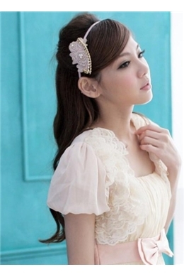 Pretty Ivory Short Puff Sleeve Wedding