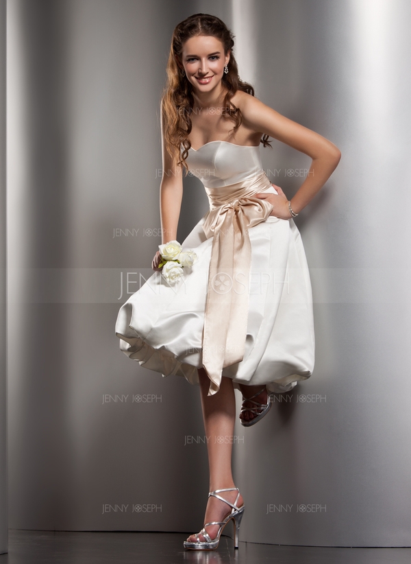 Princesa Escote corazón La capilla de tren Tafetán Vestido de novia
