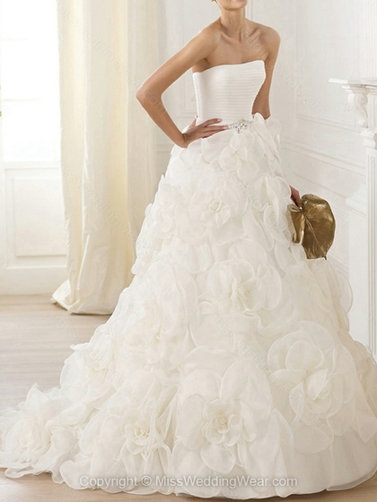 Princess Strapless Organza Sweep Train Flower(s) Wedding Dresses