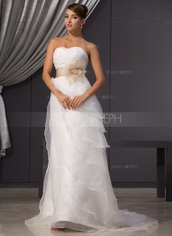 Principessa A cuore Corte dei treni Del organza Raso Abito per matrimonio con Increspature Fusciacch