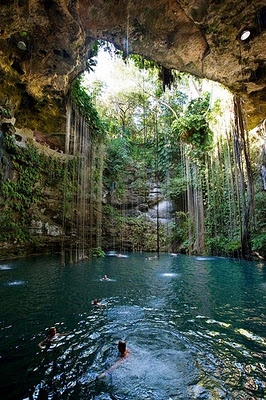 Sagrado Cenote Azul, Cancun 