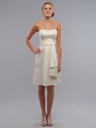Satin trägerlos A-Linie Ballkleid mit Kristalldetaillierung
