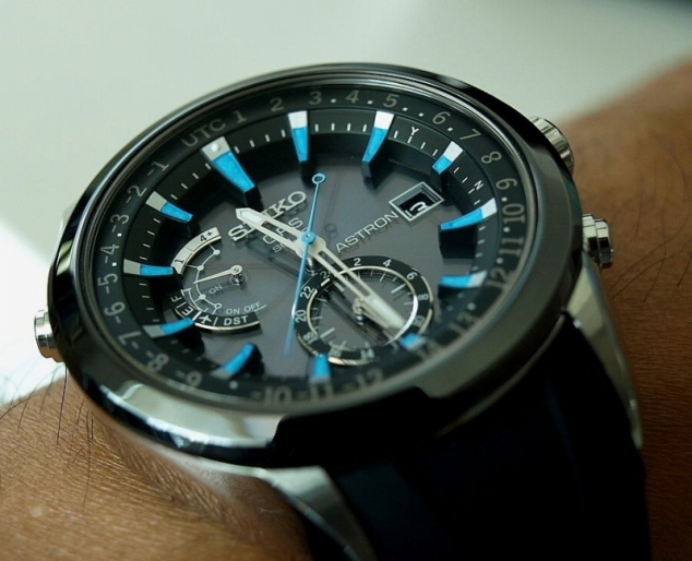 SEIKO ASTRON GPS SOLAR 2013 WATCH