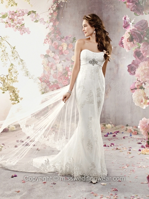 Sheath/Column Sweetheart Tulle Satin Court Train White Lace Wedding Dresses