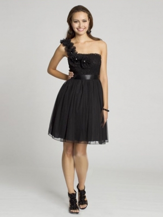 Short party dress for Sweet 16 