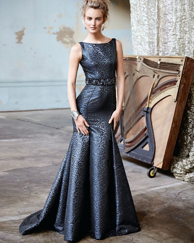 Sleeveless Beaded-Waist Mermaid Gown