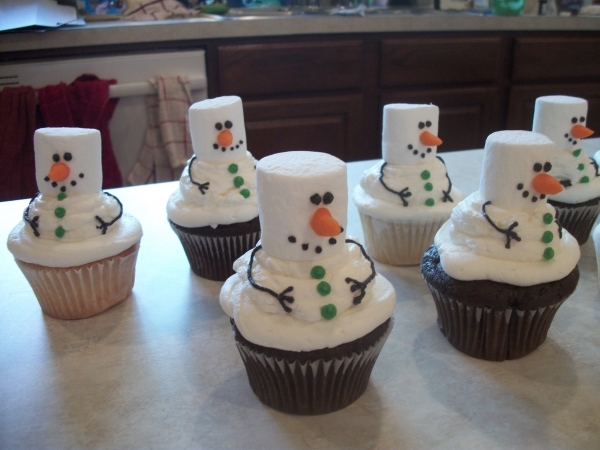 Snowmen Cupcakes