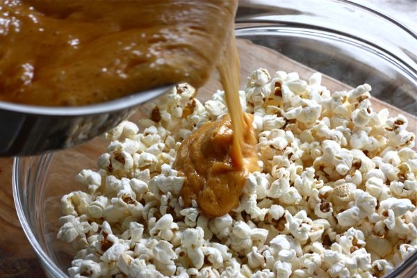 Spicy Caramel Bacon Popcorn - Image 2