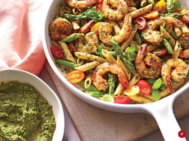 Spinach Pesto Pasta with Shrimp
