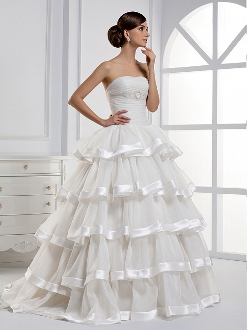 Strapless Ball Gown Organza Floor Length Sweep/ Brush Train Wedding Dress