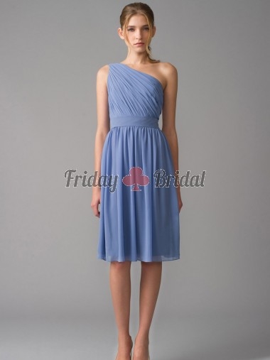 The romantic A-line one shuoulder light blue chiffon knee-length bridesmaid dress cocktail dress