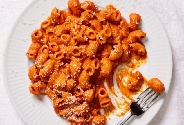 The Spicy Pasta Trend That Took Over TikTok: Copycat Carbone Spicy Rigatoni