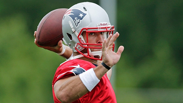 Tim Tebow signs 2-year deal with Patriots