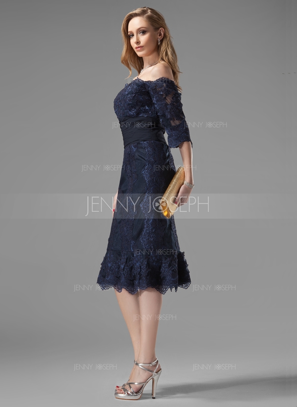 Trompet/Havfrue Off-shoulder halsudskæring Knælang Chiffon Lace Kjole til Brudens Mor med Flæsekante