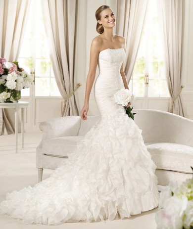 Trumpet Mermaid Strapless Chapel Train Ivory Wedding Dresses H5pn0124