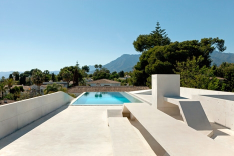 Wiel Arets' Jellyfish House - Image 3
