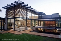 Abo Villa by Werner van der Meulen for architect Nico van der Meulen - Modern Architecture