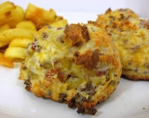 Bacon Cheeseburger Puffs - Tasty Grub