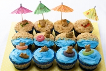 Beach Bear Cupcakes - CUP CAKE IDEAS