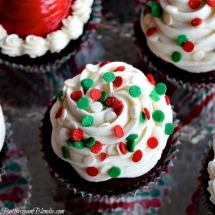 Black and White Peppermint Mocha Cupcakes - Christmas Baking