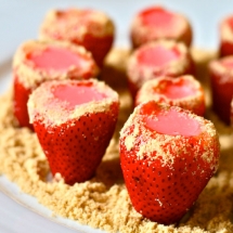 Strawberry Cheesecake Jello Shots - Party Ideas
