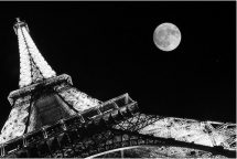 Eiffel Tower - Amazing black & white photos