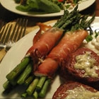 Great tasting asparagus and prosciutto appetizer that's easy to make - Appetizer recipes