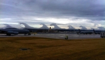 Clouds formed like cresting ocean waves - Nature being Bizarre