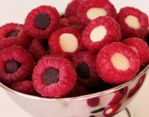Chocolate filled raspberries - Food & Drink
