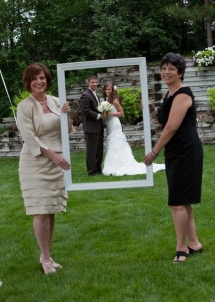 Wedding photo with moms - Wedding Ideas